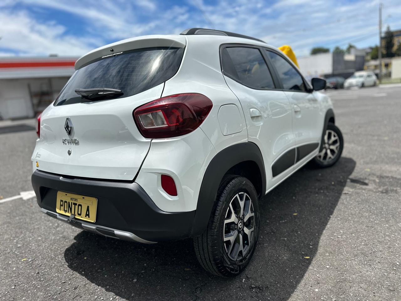 WhatsApp Image 2025-12-08 at 17.08.03 (2)